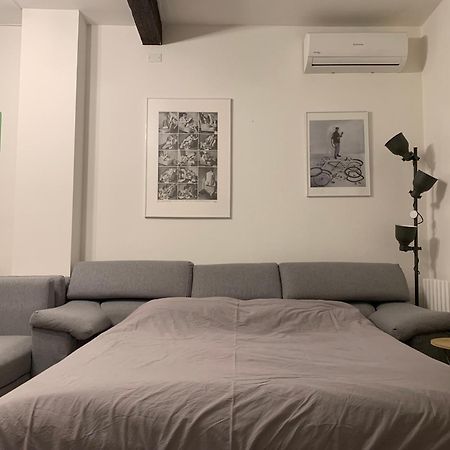 Premium Apartment In The City Center - Via Orfeo 12 Bologna Bagian luar foto