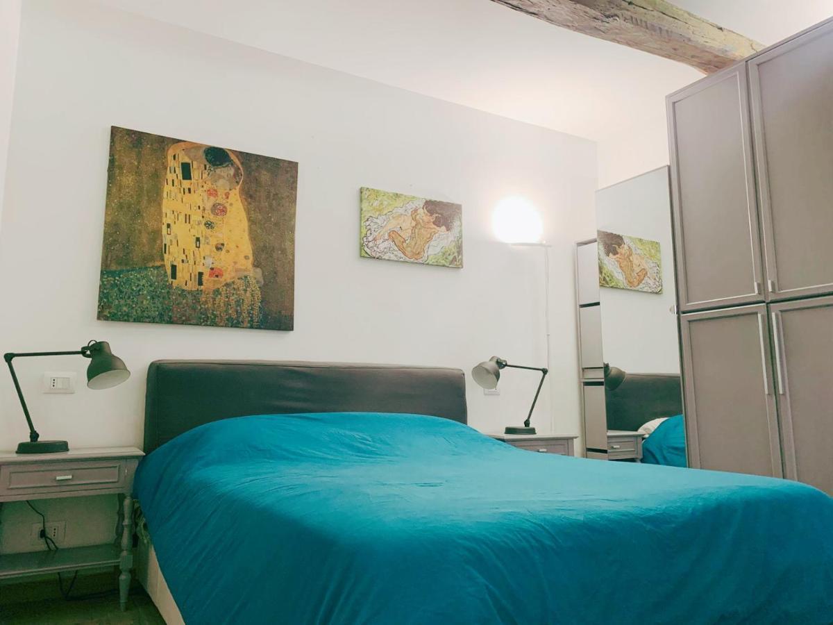 Premium Apartment In The City Center - Via Orfeo 12 Bologna Bagian luar foto